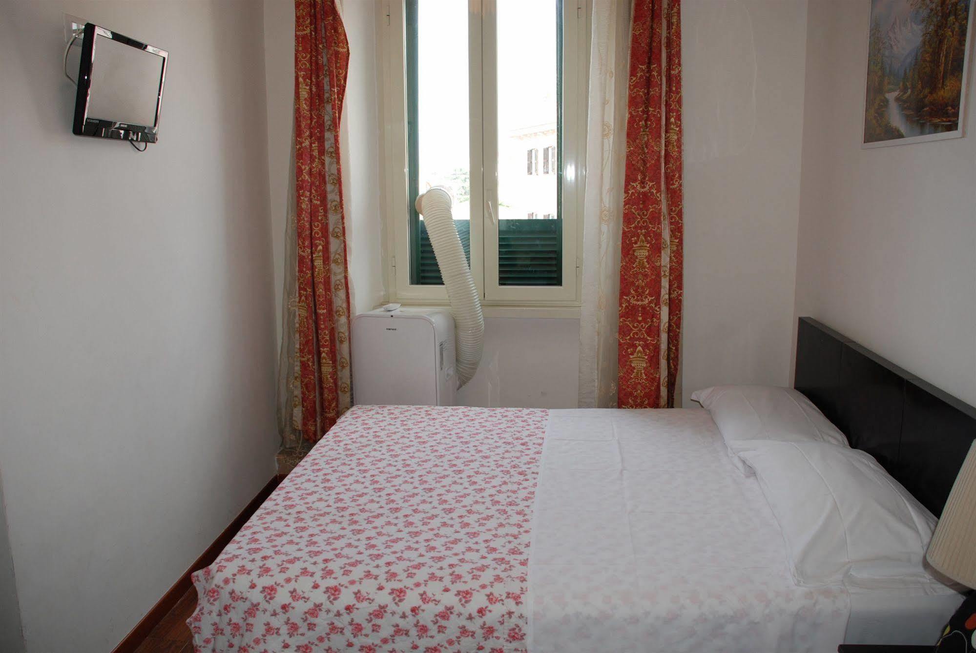 Casa Dell'Amicizia Bed & Breakfast Roma Exterior foto