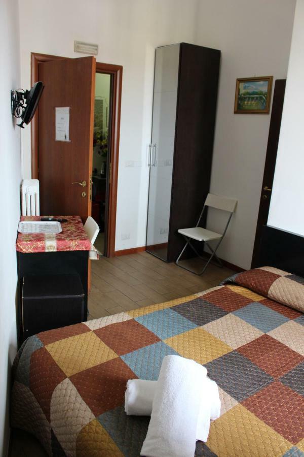 Casa Dell'Amicizia Bed & Breakfast Roma Exterior foto
